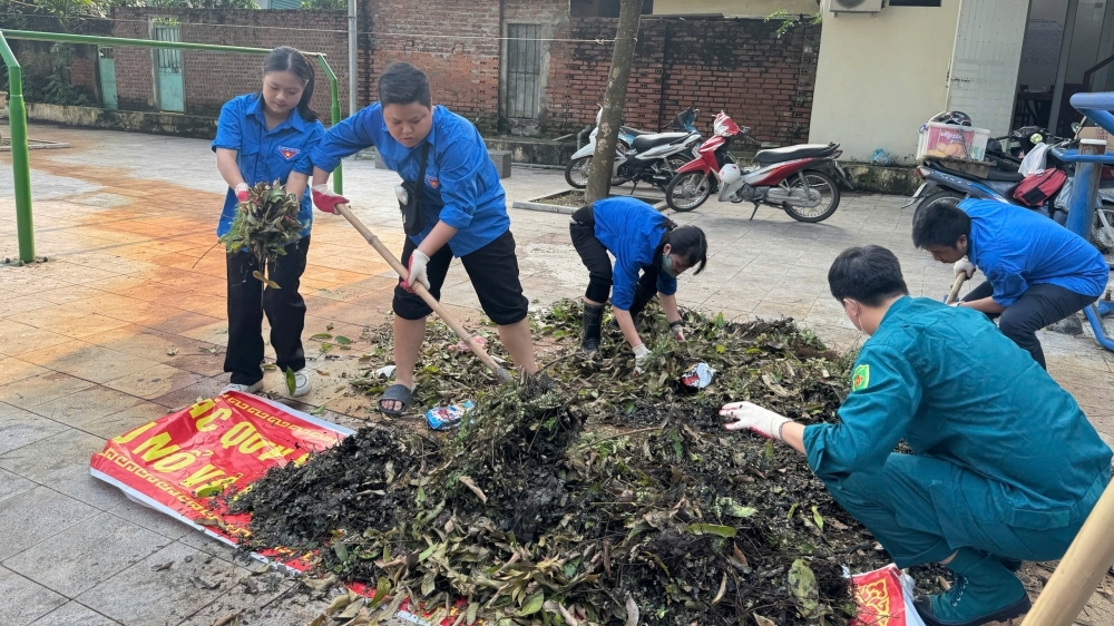 Sơn Tây tổng vệ sinh môi trường, khắc phục hậu quả bão số 3