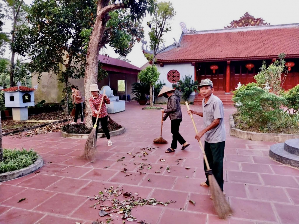 Thạch Thất: Nước sông Tích rút nhanh, người dân quay trở về nhà