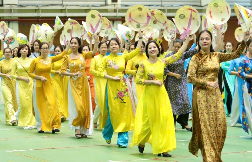 Hàng nghìn người dự sơ duyệt chương trình "Ngày hội văn hóa vì hòa bình"