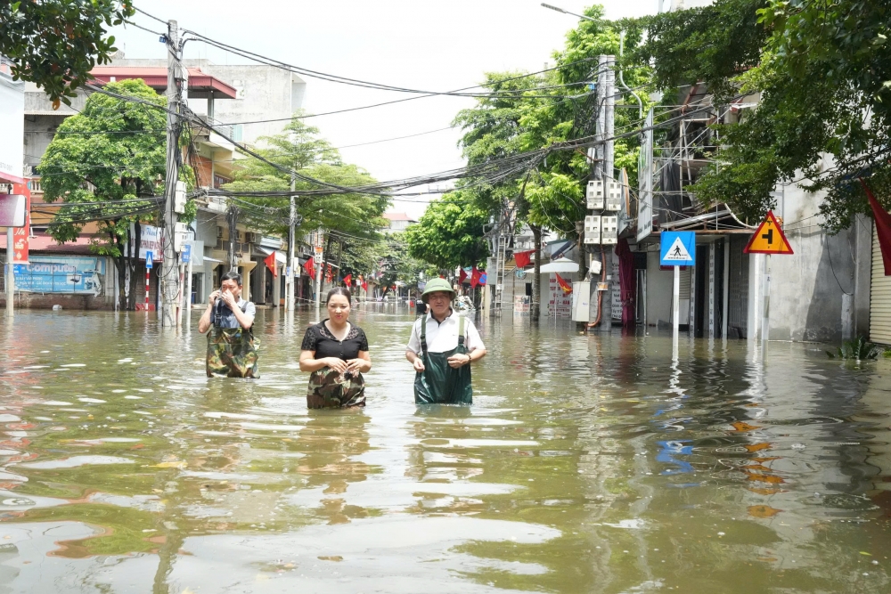 Phó Bí thư Thường trực phường Sơn Tây Lê Đại Thăng, Chủ tịch UBND phường Sơn Tây 