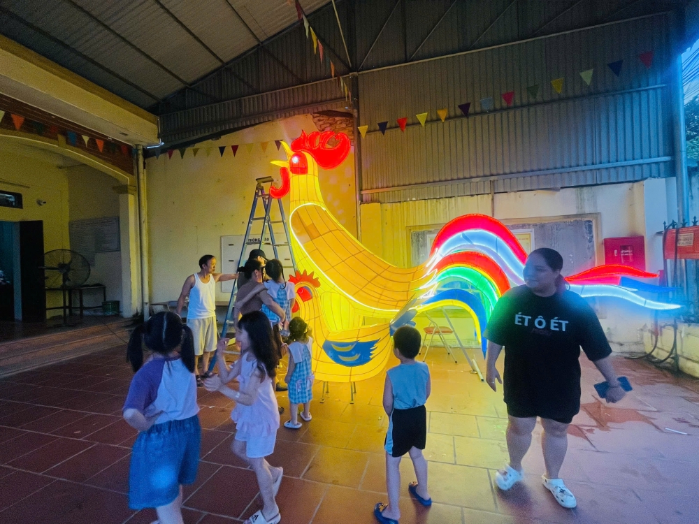 Người dân Sơn Tây náo nức chuẩn bị đón Trung thu thành cổ