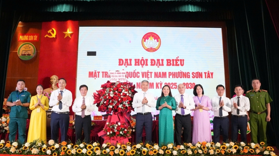 Mặt trận góp phần xây dựng phường Sơn Tây giàu đẹp