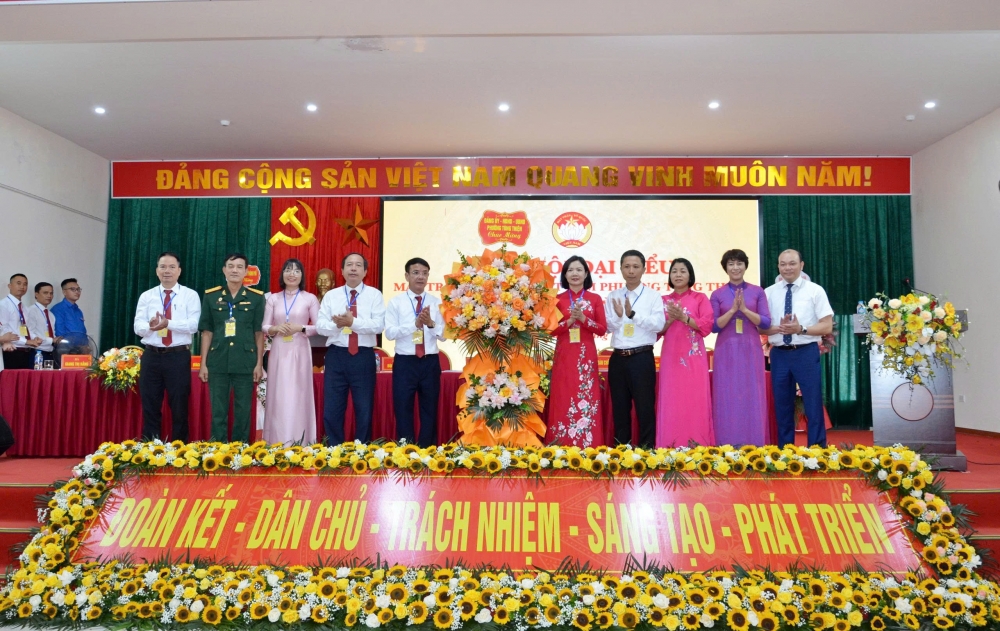 MTTQ phường Tùng Thiện thể hiện rõ vai trò trung tâm khối đại đoàn kết MTTQ phường Tùng Thiện thể hiện rõ vai trò trung tâm khối đại đoàn kết