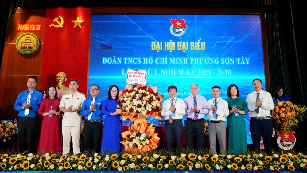 Mỗi thanh niên Sơn Tây là hạt nhân góp phần xây dựng quê hương Mỗi thanh niên Sơn Tây là hạt nhân góp phần xây dựng quê hương