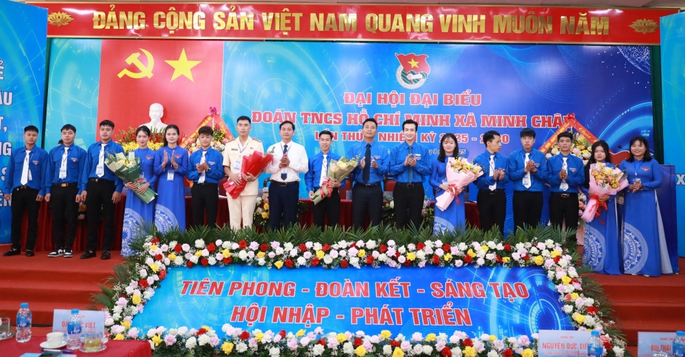 Sức trẻ Minh Châu khẳng định vai trò trong xây dựng xã đảo