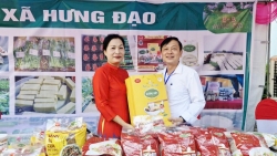 nang cao vai tro nguoi nong dan xa hung dao trong he thong chinh tri