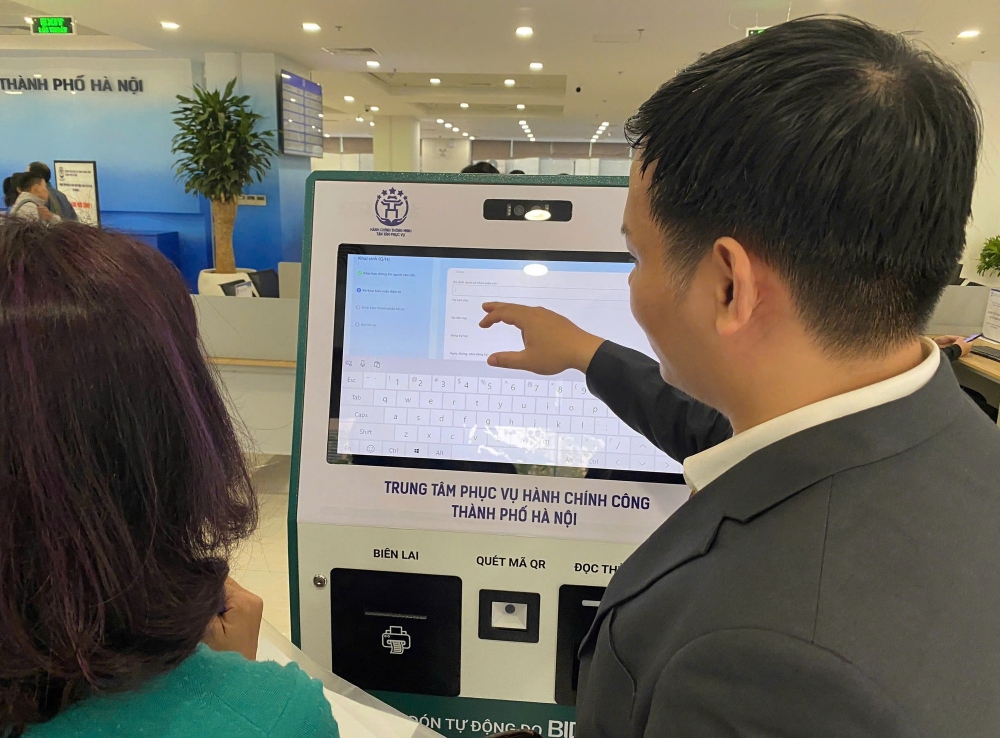 Hà Nội sẽ triển khai ki-ốt điện tử đặt tại khu dân cư, siêu thị để đưa dịch vụ công đến gần người dân