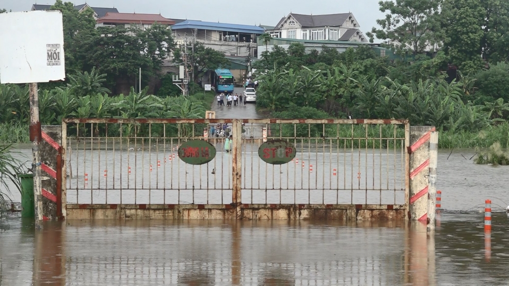 Để đảm bảo an toàn tính mạng và tài sản của người dân, xã Minh Châu quyết định tạm đóng cửa Để đảm bảo an toàn tính mạng và tài sản của người dân, xã Minh Châu quyết định tạm đóng cửa