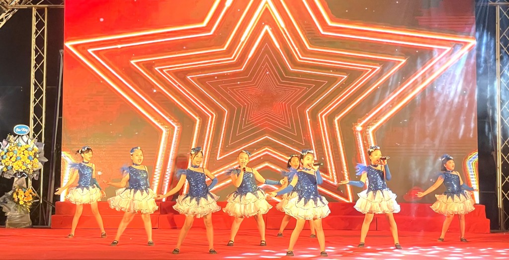 “Nhịp bước thanh niên” của bạn trẻ Tây Hồ