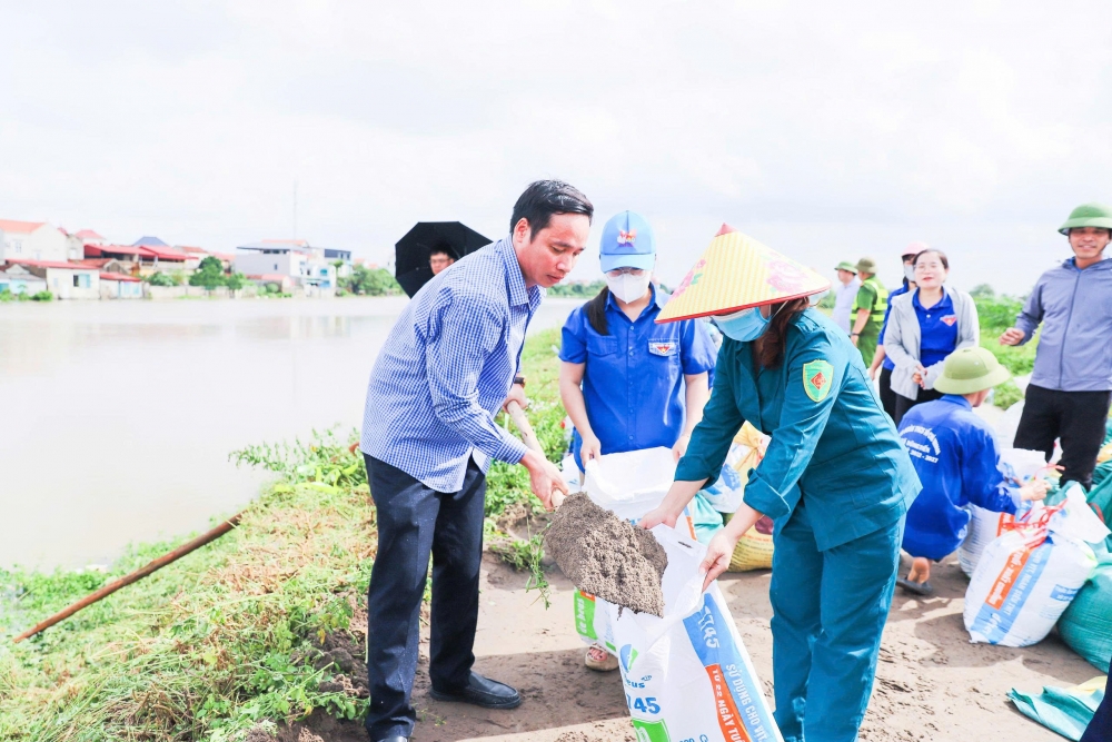 Khắc phục sự cố đê sông Nhuệ, bảo đảm an toàn cho Nhân dân
