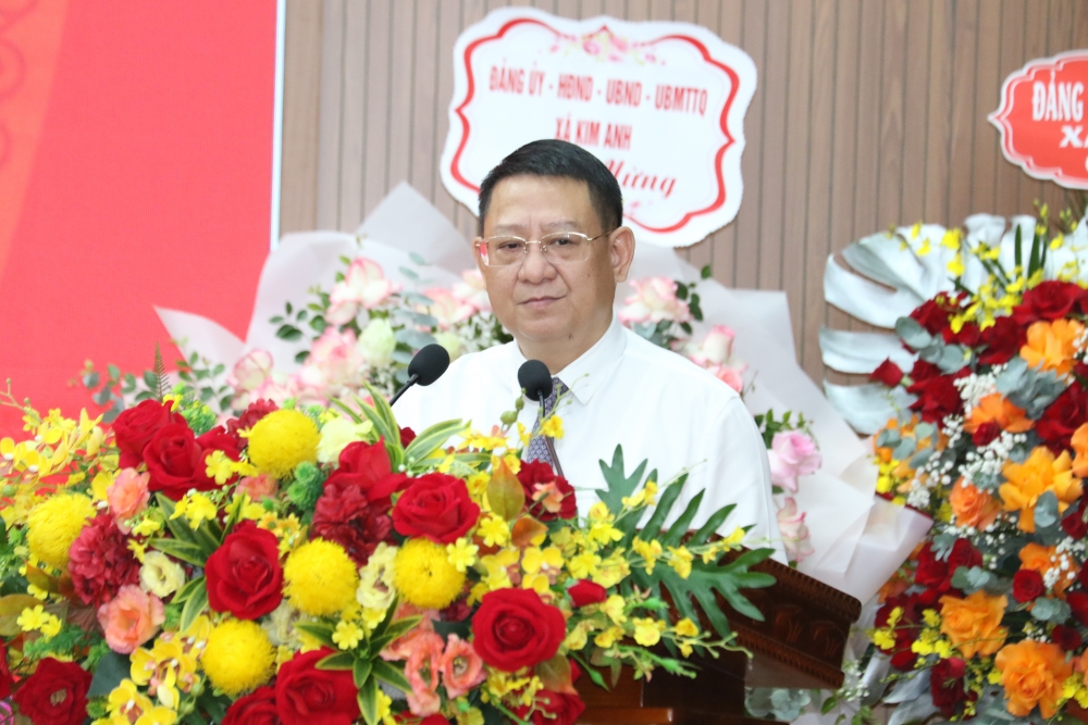 Xã Tiến Thắng biểu dương 99 điển hình thi đua yêu nước Xã Tiến Thắng biểu dương 99 điển hình thi đua yêu nước