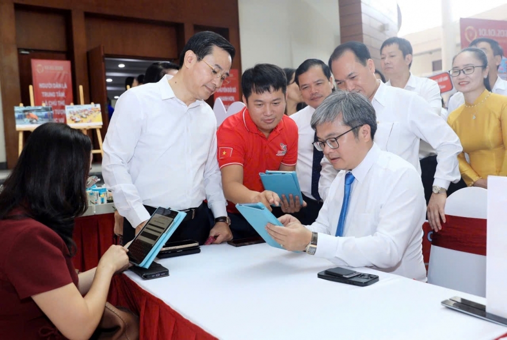 Hà Nội phát động phong trào 'Học tập số toàn dân'