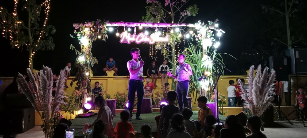 Đêm nhạc “Minh Châu Serenade show” rực rỡ tại đảo ngọc