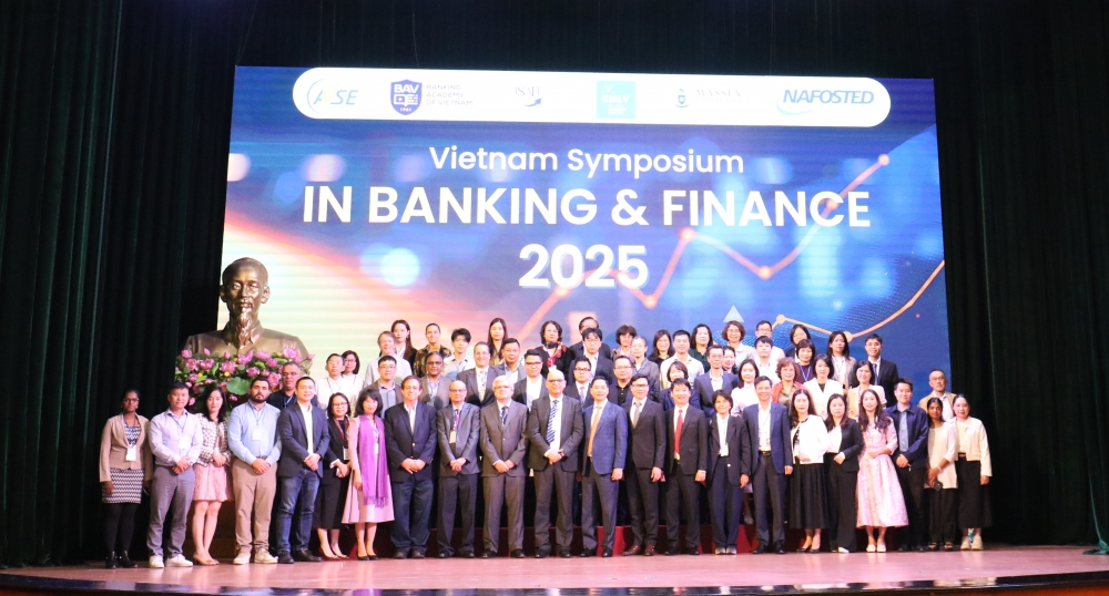Khai mạc Hội thảo Ngân hàng và Tài chính Việt Nam 2025 Khai mạc Hội thảo Ngân hàng và Tài chính Việt Nam 2025