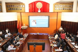 hon 100 chuyen gia tham du hoi thao nice teas 2025