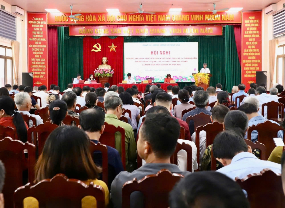 Xã Hồng Vân tiếp xúc, đối thoại trực tiếp giữa người đứng đầu với Nhân dân