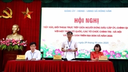 xa hong van tiep xuc doi thoai truc tiep giua nguoi dung dau voi nhan dan