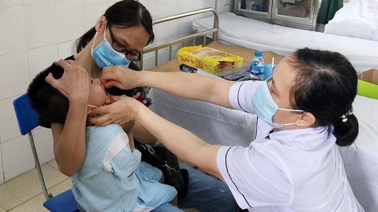 Quận Hà Đông triển khai chiến dịch bổ sung Vitamin A đợt 2