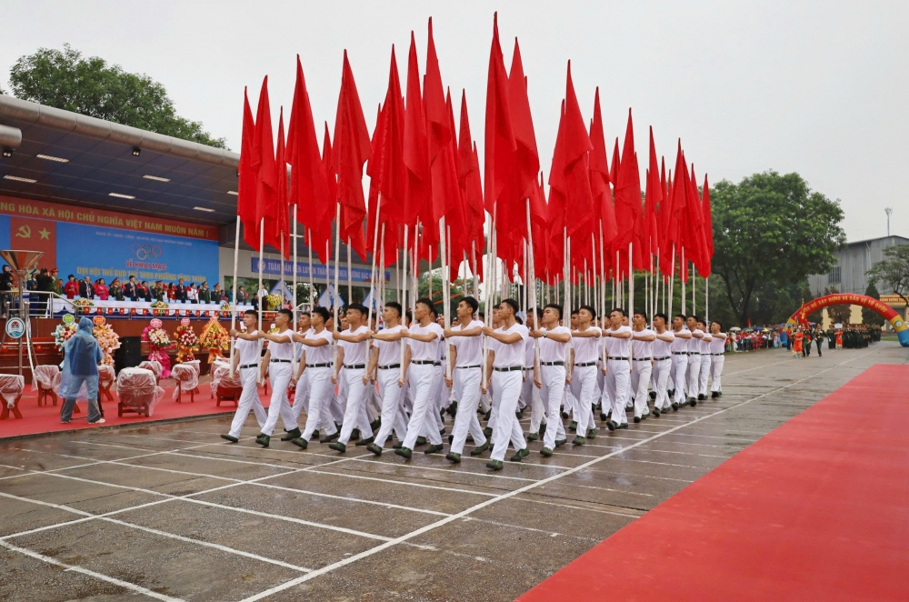 Quân và dân phường Tùng Thiện chung ý chí thể dục, thể thao