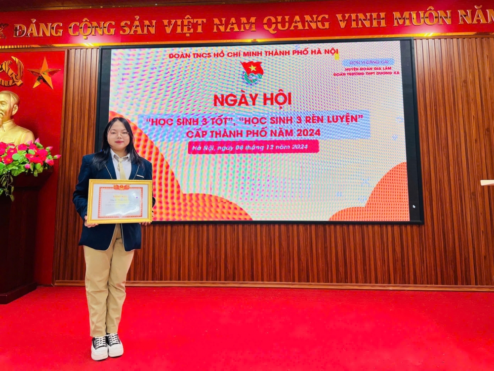 Tri thức là chìa khóa vàng mở ra cánh cửa tương lai tươi sáng