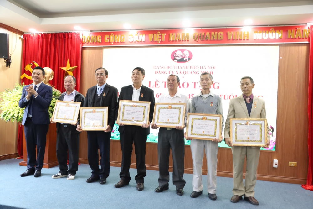 Phó Bí thư Đảng ủy, Chủ tịch UBND xã Quang Minh 