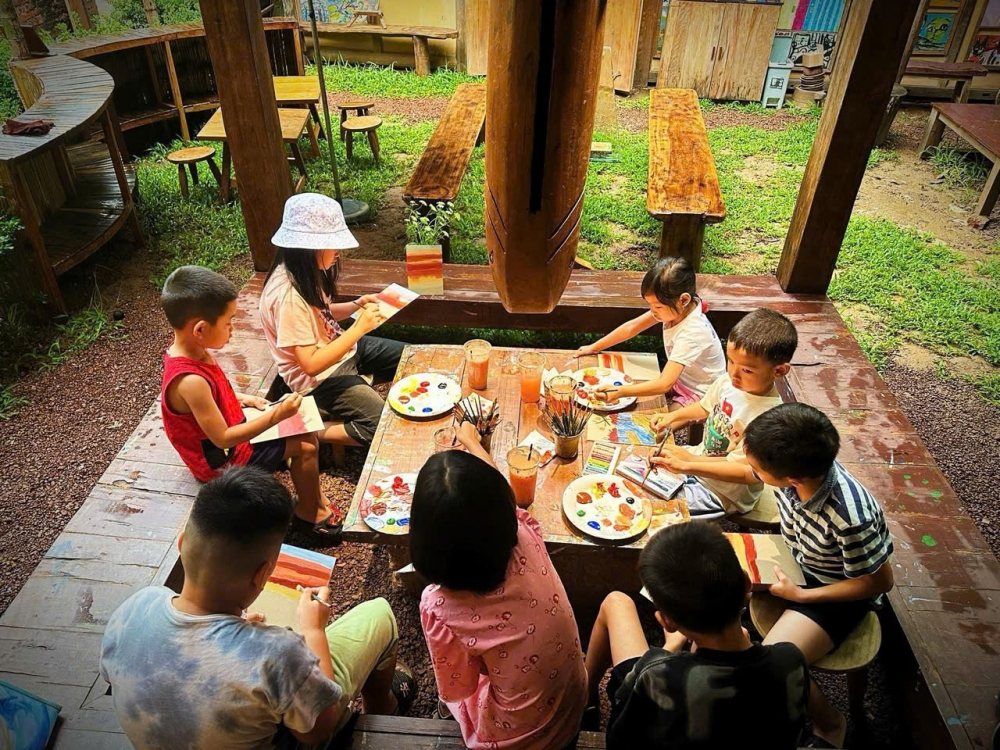 Giáo dục di sản - cầu nối giữa truyền thống và công nghệ Giáo dục di sản - cầu nối giữa truyền thống và công nghệ