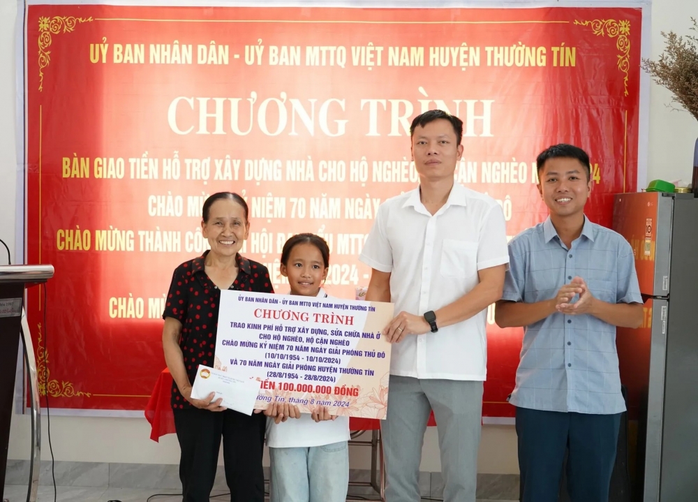 Những mảnh đời thắm lại nhờ sự nâng niu của Mặt trận