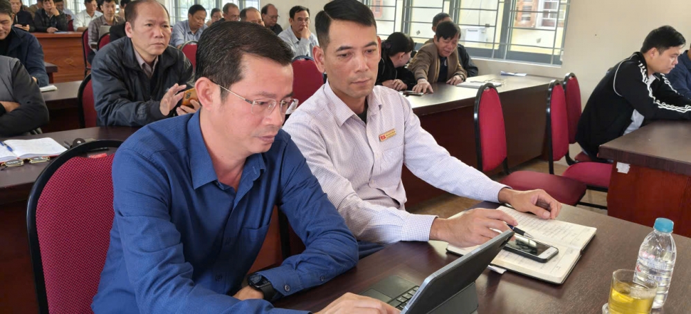 Xã Đoài Phương triển khai chiến dịch 10 ngày đêm làm sạch, chuẩn hóa dữ liệu đảng viên