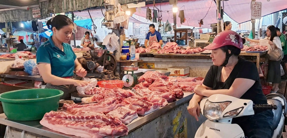 Chợ dân sinh chuyển mình trong hành trình giải tỏa “chợ cóc, chợ tạm” Chợ dân sinh chuyển mình trong hành trình giải tỏa “chợ cóc, chợ tạm”
