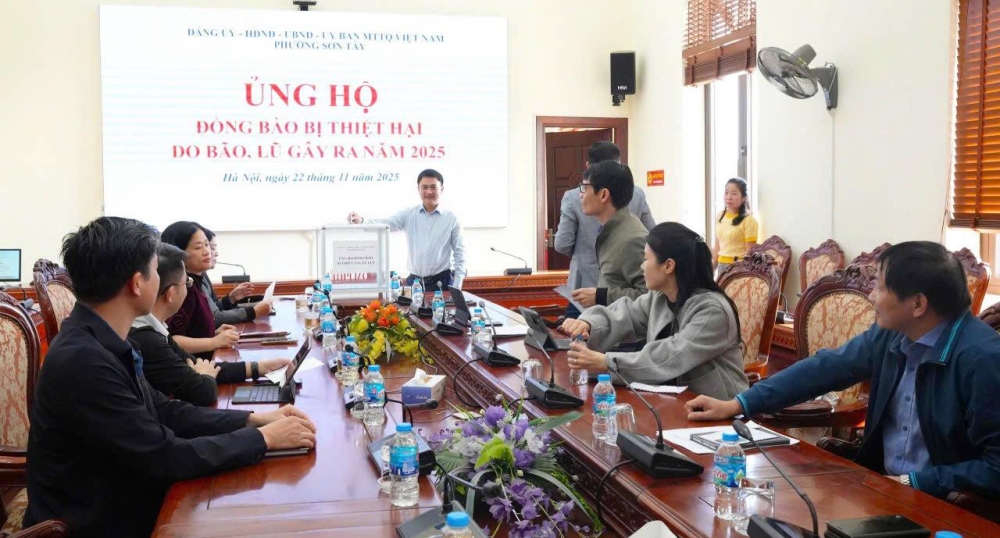 Việc ủng hộ đồng bão lũ lụt miền Trung được hưởng ứng rộng rãi tại Sơn Tây