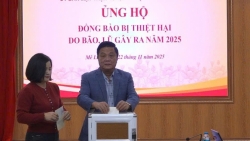xa me linh huong ve mien trung tay nguyen mong dong bao som vuot qua mua lu