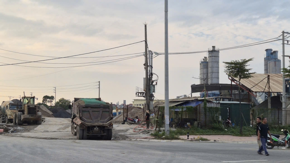 Hoài Đức siết chặt quản lý, ngăn đề xuất trái quy định về hoạt động trạm trộn bê tông