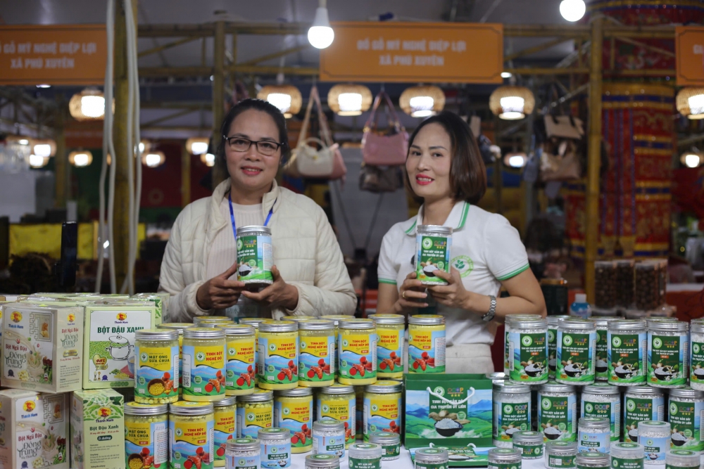 Xã Phú Xuyên (Hà Nội) tưng bừng khai mạc Lễ hội vinh danh làng nghề