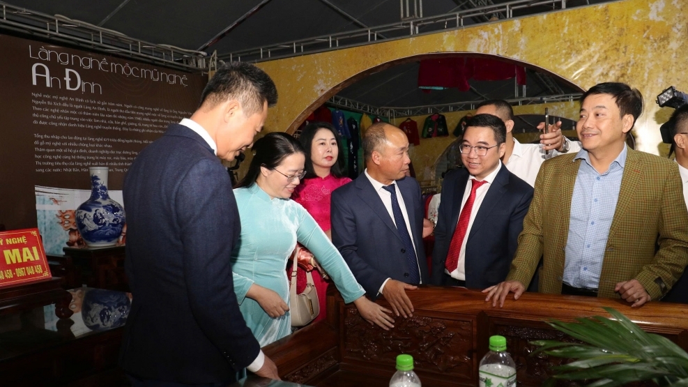 Xã Phú Xuyên (Hà Nội) tưng bừng khai mạc Lễ hội vinh danh làng nghề