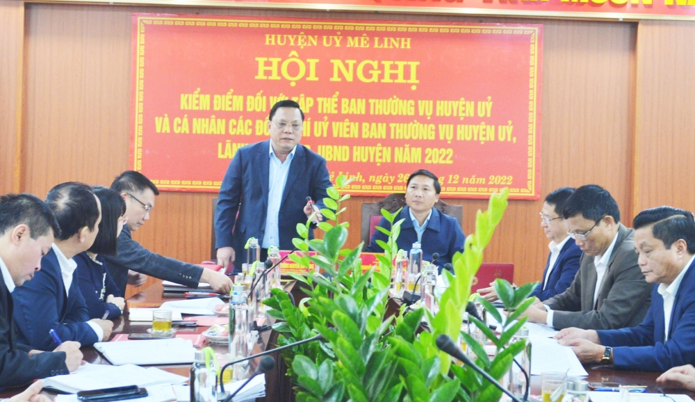 Đồng chí Trung tướng Nguyễn Hải Trung - Ủy viên Ban Thường vụ Thành ủy, Giám đốc Công an thành phố Hà Nội dự Hội nghị kiểm điểm của Ban thường vụ Huyện ủy Mê Linh 