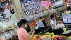 Nhà sách Tiến Thọ ngang nhiên hoạt động dù bị đình chỉ do vi phạm PCCC