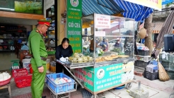 Sơn Tây ra quân giải quyết điểm nghẽn trật tự đô thị