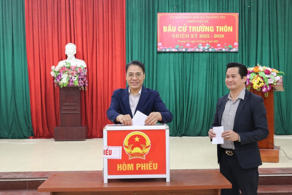 Xã Thường Tín rộn ràng trong ngày bầu cử trưởng thôn Xã Thường Tín rộn ràng trong ngày bầu cử trưởng thôn