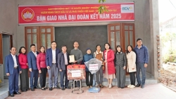 tang mai am danh cho gia dinh kho khan tai phuong son tay