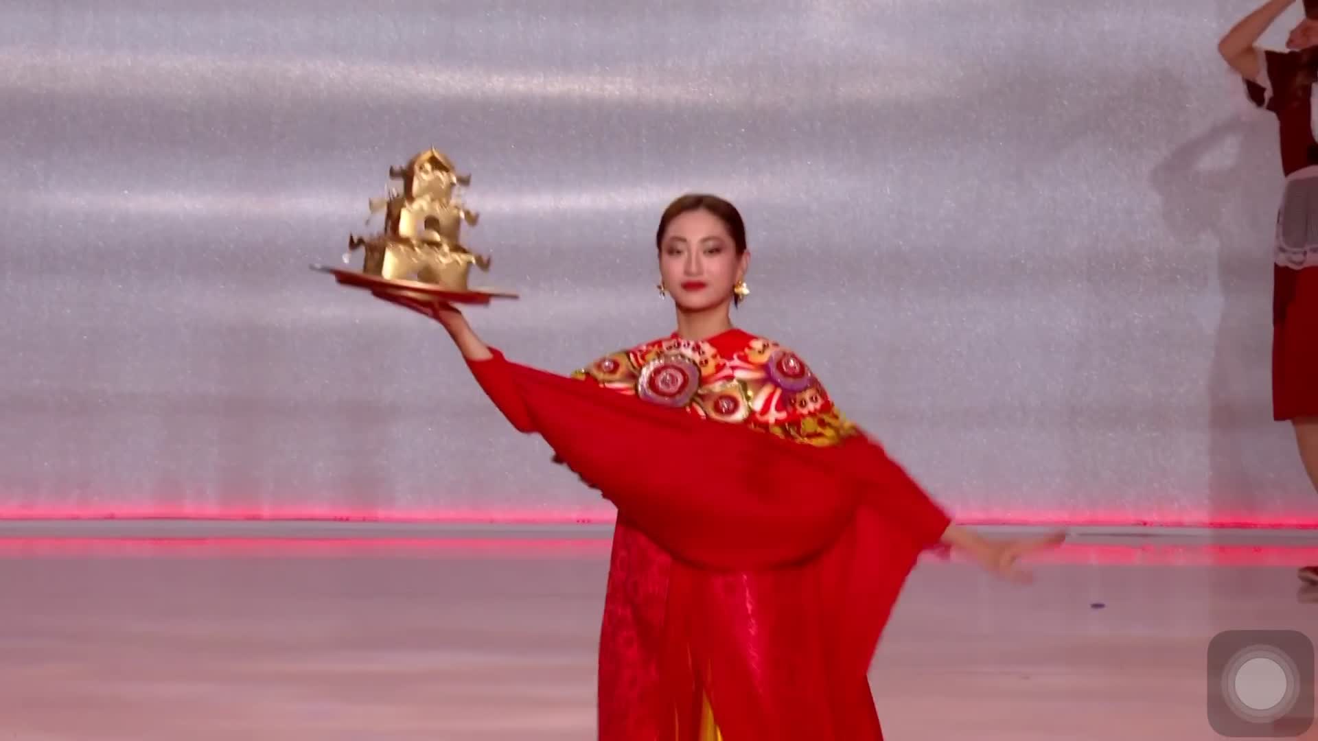 Lương Thùy Linh lọt tốp 40 Hoa hậu thế giới 2019