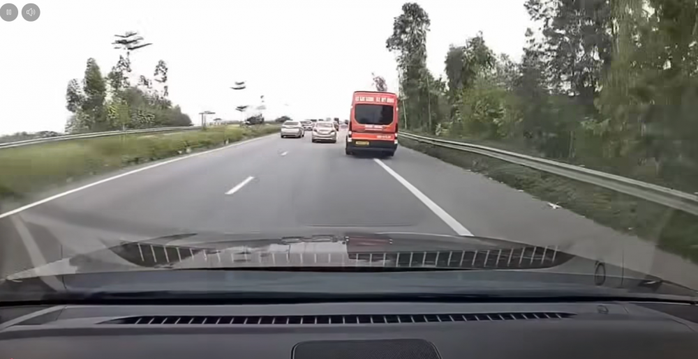 Vi phạm giao thông