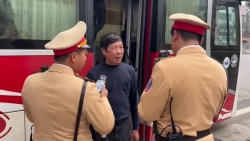 ktra xe khách Giải Phóng