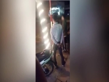 Cô gái lao ra giữa đường tự tử vì bố mẹ cấm yêu