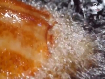 Bí quyết làm món vịt bọc xôi hấp lá sen thơm lừng