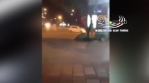 Tài xế xe con hất văng CSGT lên nóc capo rồi bỏ chạy nhiều km