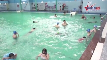 Lớp học bơi vui vẻ, hoàn toàn miễn phí ở Hà Nội