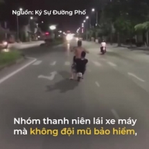 Nhóm thanh niên lái xe máy lạng lách, bốc đầu trong đêm